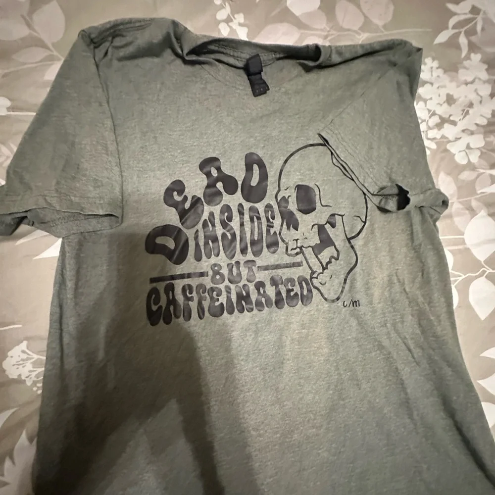 Graphic Olive Green T-Shirt - Picture 1 of 2